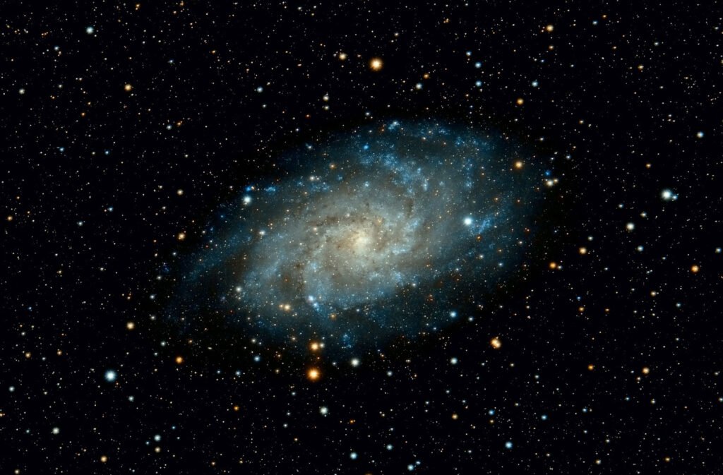 Cosmological Horizon, A Universe Beyond The Grip