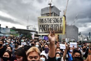People Can And Must Criticize Their Government So That The Nation May Prosper – The Second Angle