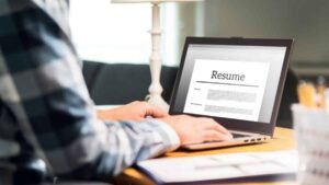 Why do you need a good cover letter while applying for job?