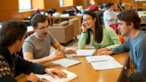 Top 5 Coaching centers in Aligarh for Science students.