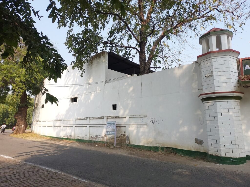 Mosque at Upar Kot in old Aligarh city