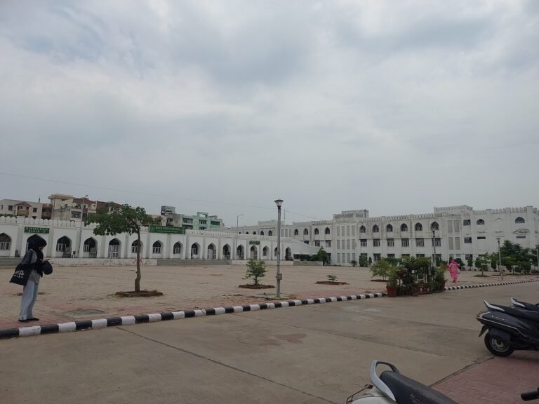 Morning at Begum Azizun Nisa Hall, Aligarh Muslim University