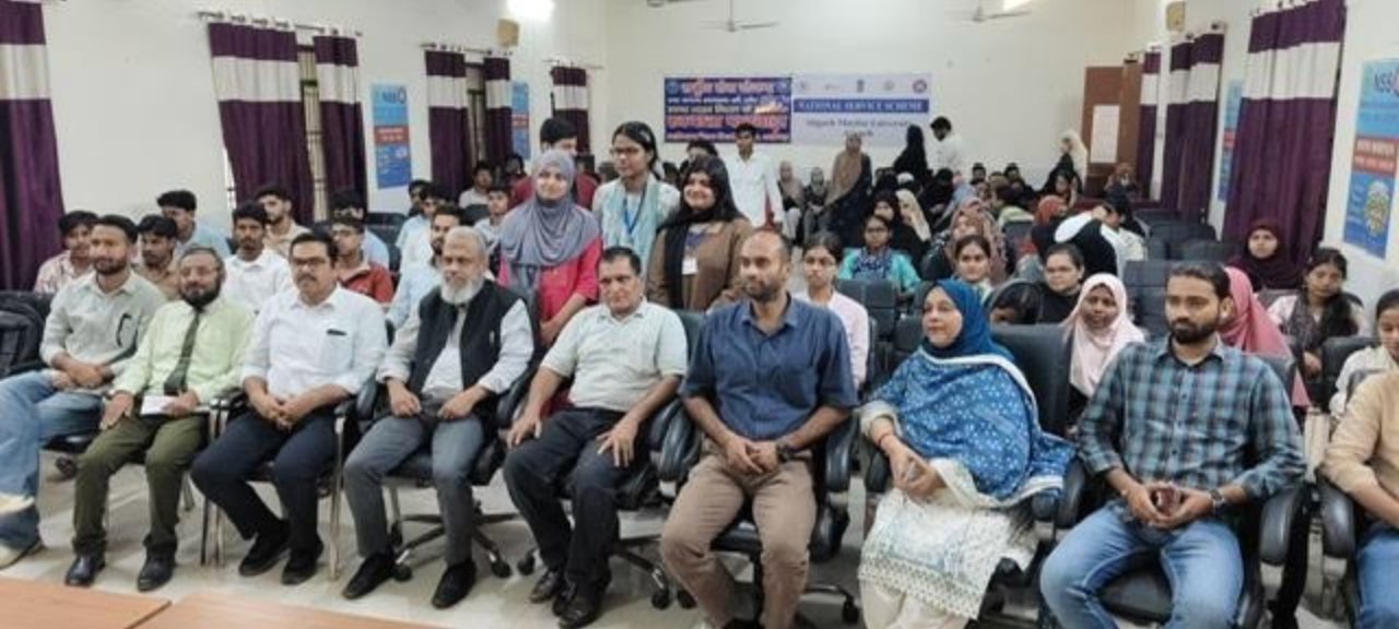 Sir Syed Day 2026: Letters to Sir Syed at Women's College, NSS Quiz on the Aligarh Movement Faculty members and students at the AMU NSS quiz on Sir Syed Ahmad Khan and the Aligarh Movement