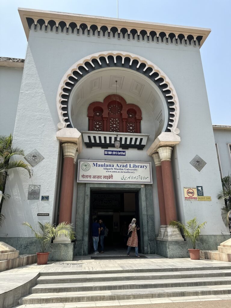 The Aligarian: AMU News, Alumni and Aligarh City Maulana Azad Library building at Aligarh Muslim University