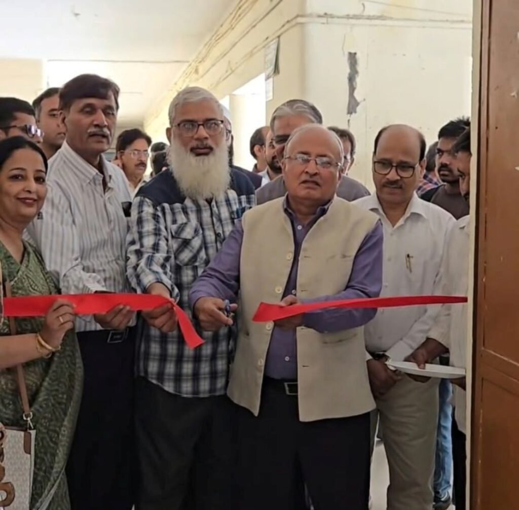 ZHCET Honours 14 Teachers for Research; 270 AMU Students Meet Foreign Universities at Education Fair Pro Vice-Chancellor Prof. Mohd Mohsin Khan inaugurating the International Education Fair at ZHCET, AMU